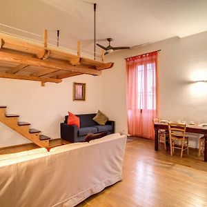 Studio met een King Size Bed